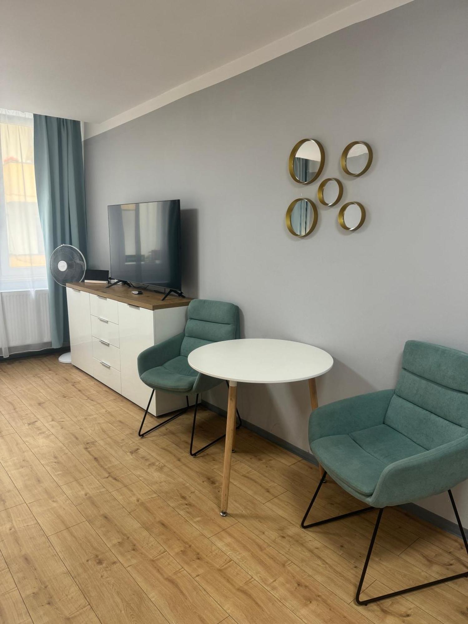 Studio Apartment Am Hauptbahnhof N.4 Norimberga Esterno foto
