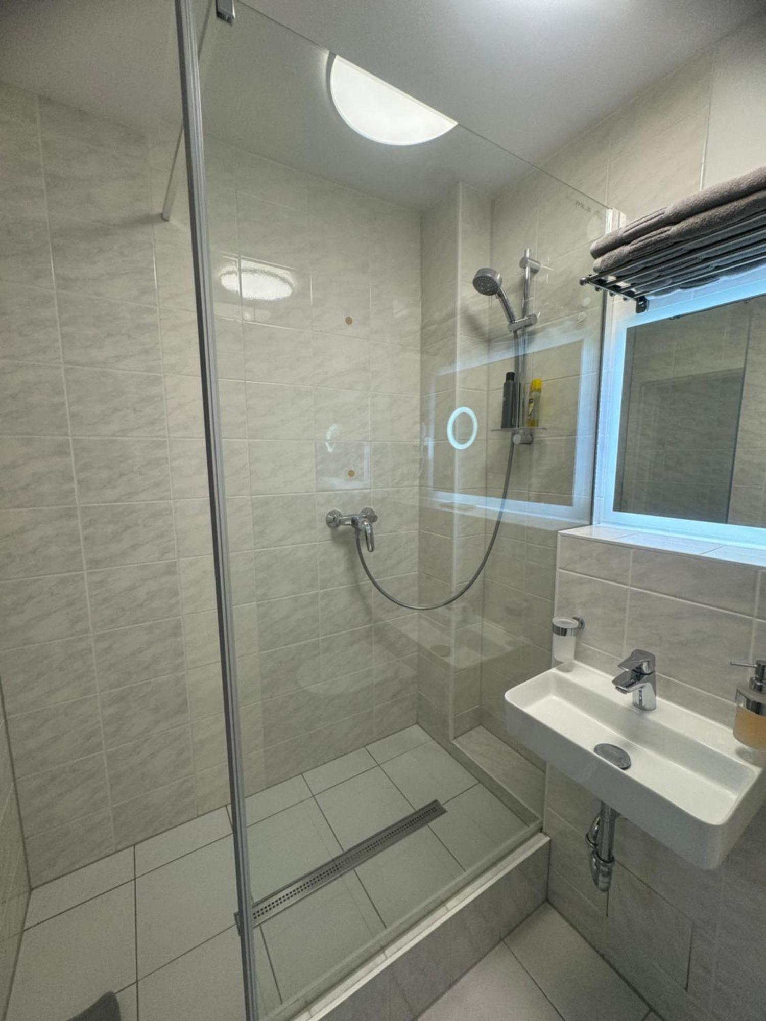 Studio Apartment Am Hauptbahnhof N.4 Norimberga Esterno foto